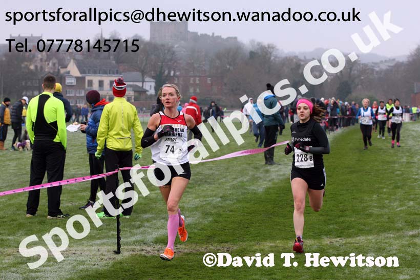 Senior women, Durham Cathedral Cross Country Relays. Photo: David T. Hewitson/Sports for All Pics